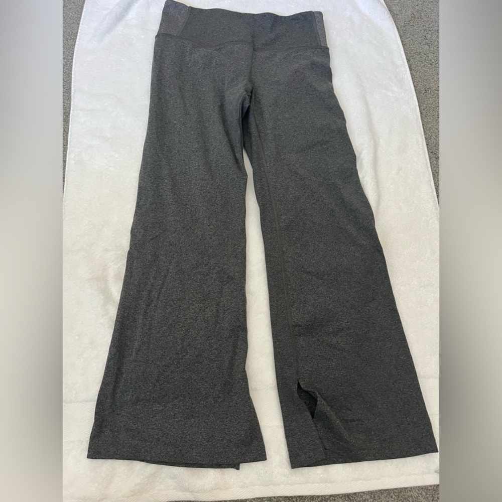 Athleta cropped flare leggings